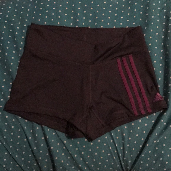 Adidas activewear shorts - Picture 1 of 3